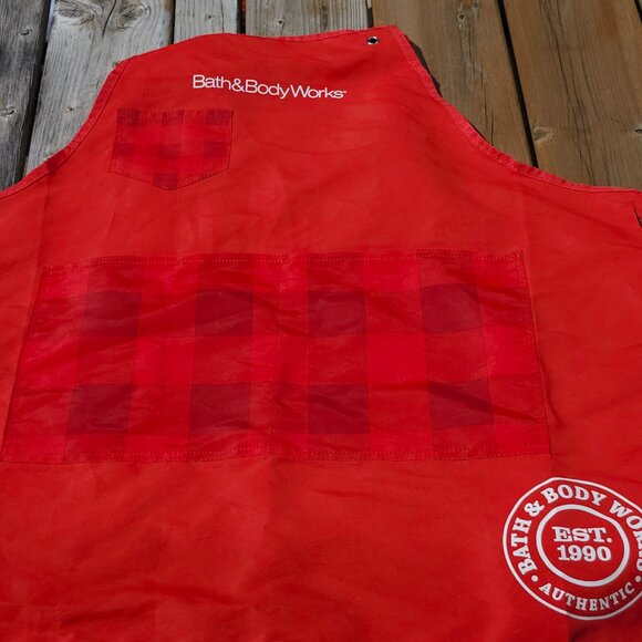 FESTIVE Bath and Body Works Employee Apron Red Gingham Pockets Tie Back Apron - Picture 2 of 7